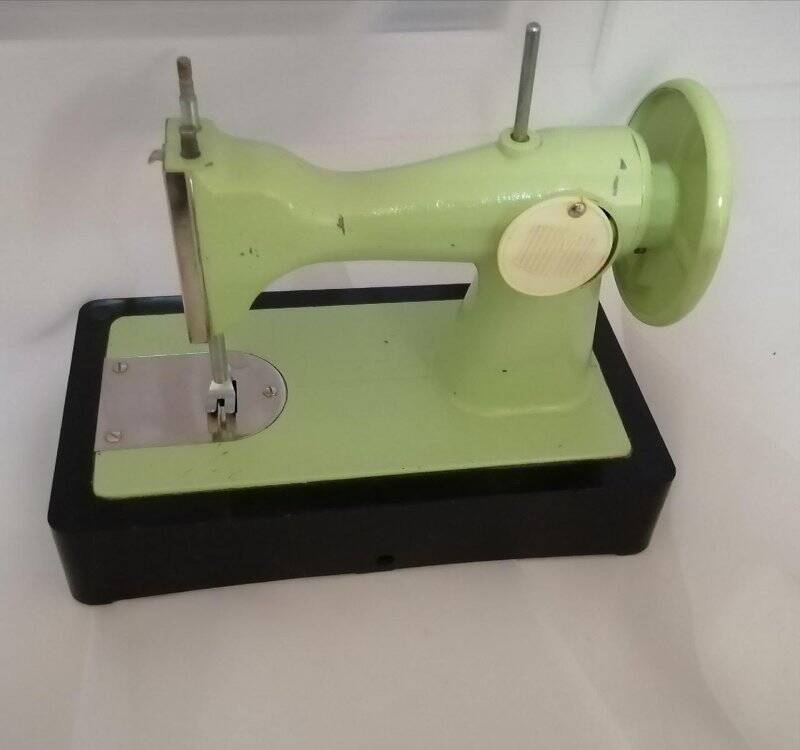 Машинка швейная детская ДШМ 1 В