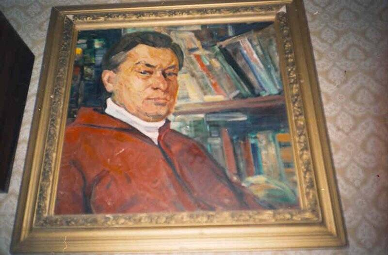 Негатив. Живописный портрет в багетной раме Иванева Вениамина Семёновича, переводчика в Лаборатории Б