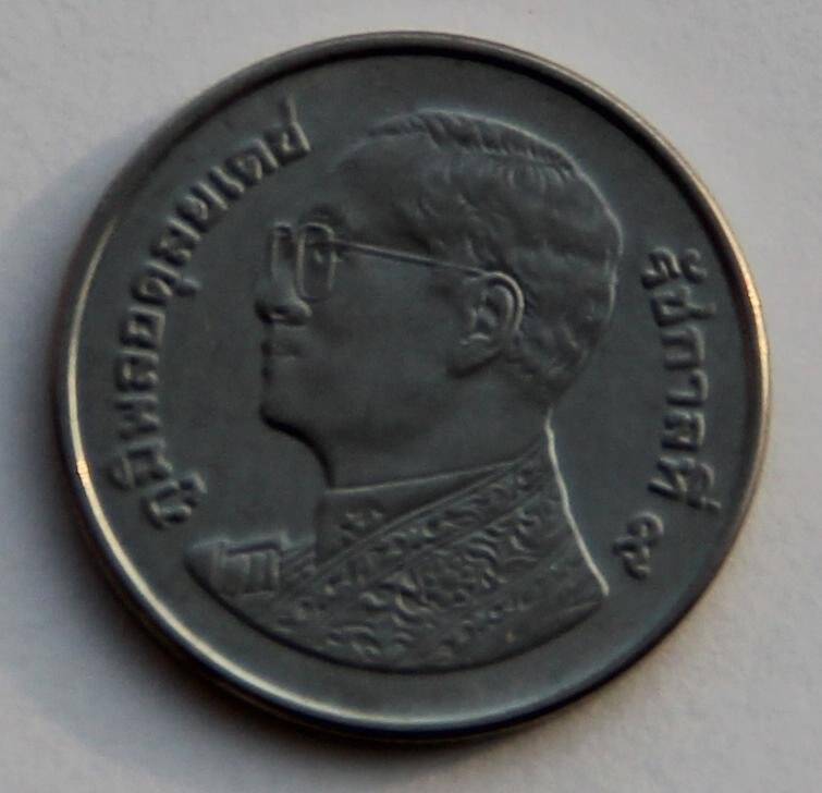 Монета. Монета  Банка Королевства Таиланд 1 бат 2009г.