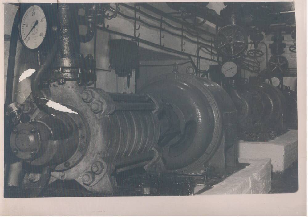 Фотография черно - белая Автоматизированный главный водослив третьего горизонта шахты №9