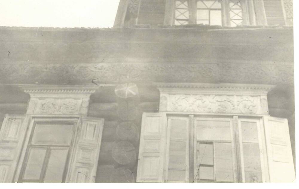Фото фрагмент дома Павловых из музея деревянного зодчества  Щелоковский хутор.