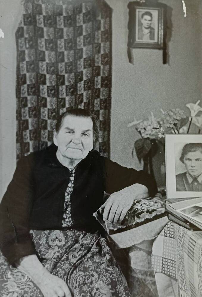 Фото. Ульяна Ивановна Крутова – мать Жени Крутовой в 83 года. 