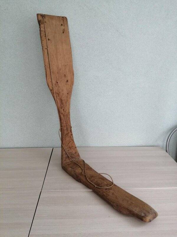Деревянная корешковая ручная прялка
