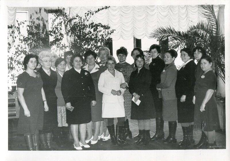 Фотография. Участники конференции женщин, г. Усолье-Сибирское - 1977
