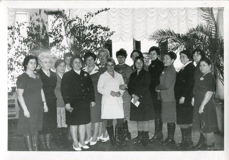 Фотография. Участники конференции женщин, г. Усолье-Сибирское - 1977