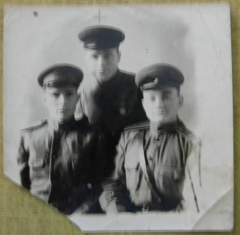 Фотография Копырина Андрея Ивановича с боевыми друзьями