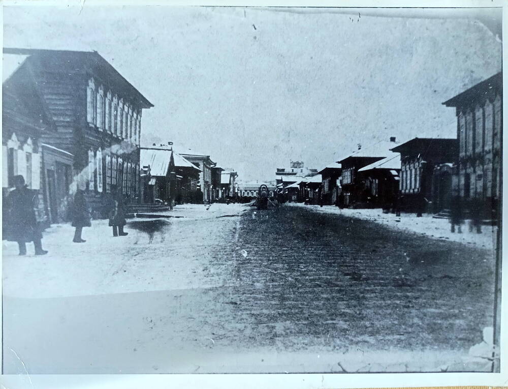 Фотография черно-белая (копия) . Село Тулун, улица Большая. Начало 20 века.