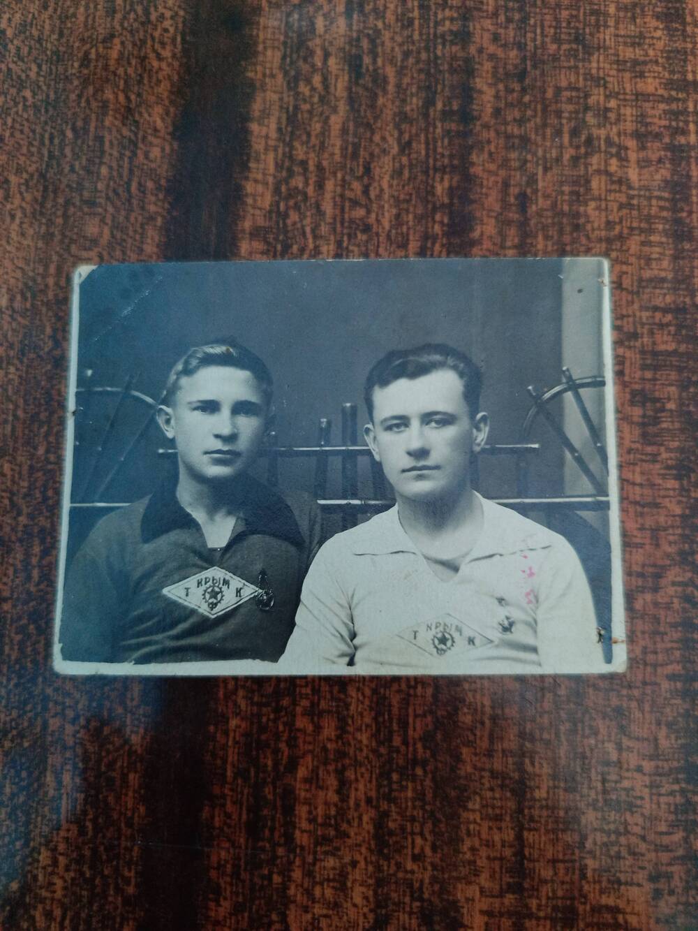 Фото. В. Меркулов и Т. Орехов. 1937 г.