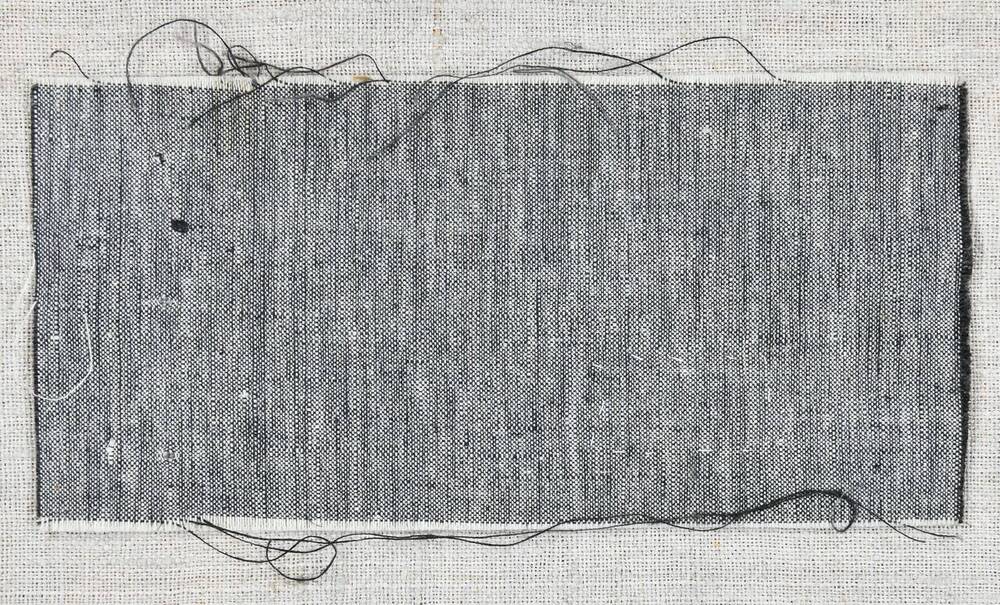Образец ткани из Альбома образцов рубашечных и плательных льняных и полульняных тканей.