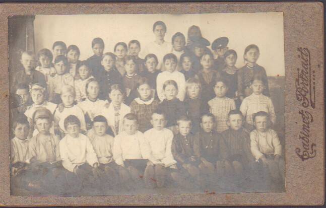 Фотография. Ученики 1 класса Голынщинской школы, 1918 г