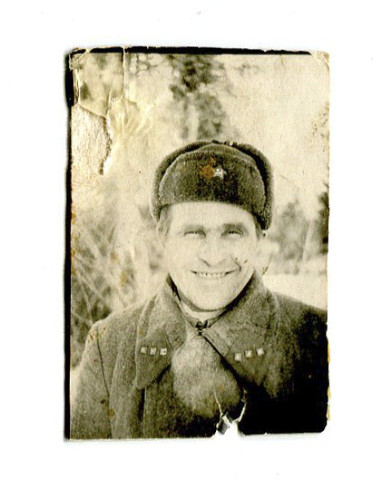 Фотография Попова И.Ф.в зимней военной форме
