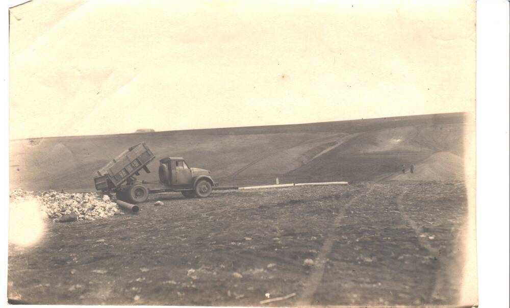 Фотография Строительство пруда в р.п. Кантемировка. 1950 г.