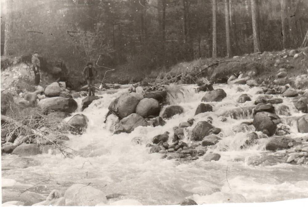 Фотография Курданова Валерия Аслановича - первого профессионального балкарского художника.