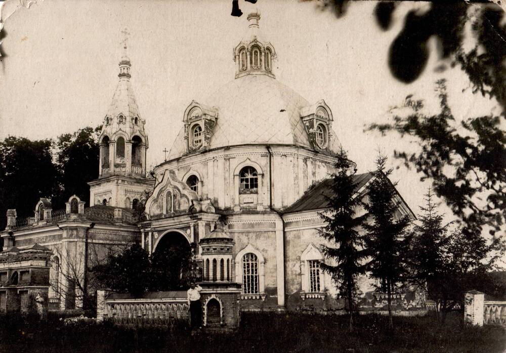 Фотография, 1936 г. Осташевская церковь (построена в 1779 г., освящена в 1781 г., во имя А. Невского), взорвана в 1930-х гг.