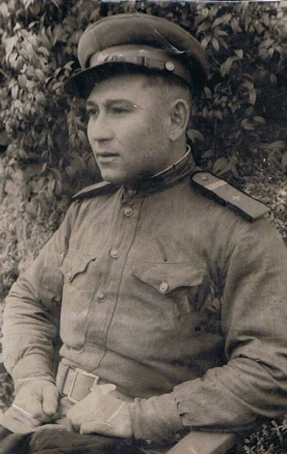 Фото. Гильфанов Зуфар- участник Великой Отечественной войны, ефрейтор.