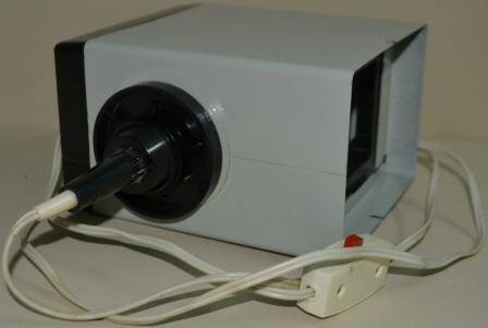 Фотоувеличитель Ленинград-6У, проектор с электрическим шнуром (верхняя часть)