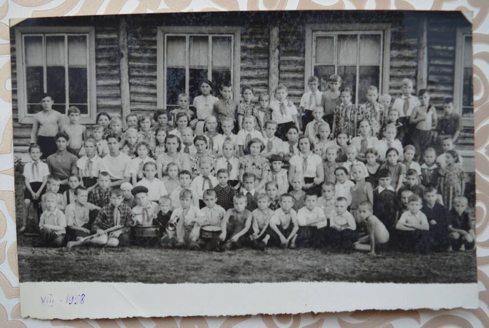 Фото. Детский оздоровительный загородный лагерь г.Миньяра. 1958 год.