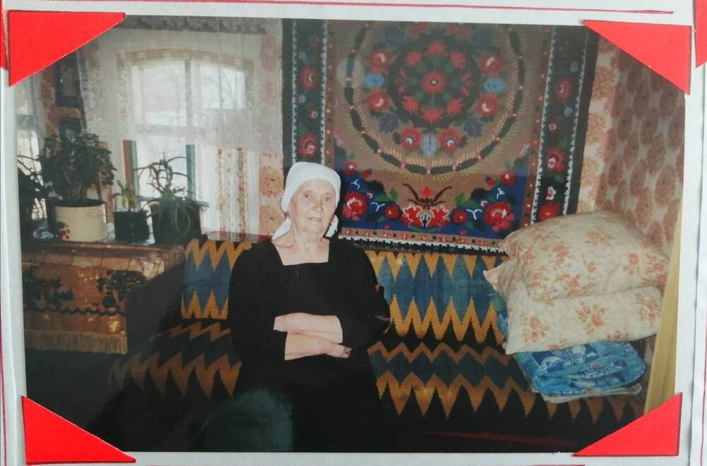 фото: Грехова Анна Сергеевна, родилась в 1926 году.