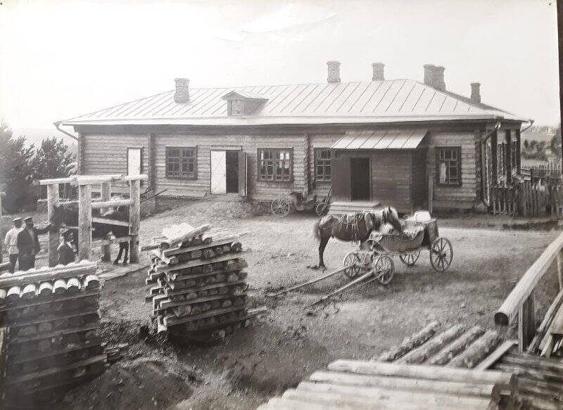 Фотография. Земская скотолечебница в с. Семеновское-Лапотное