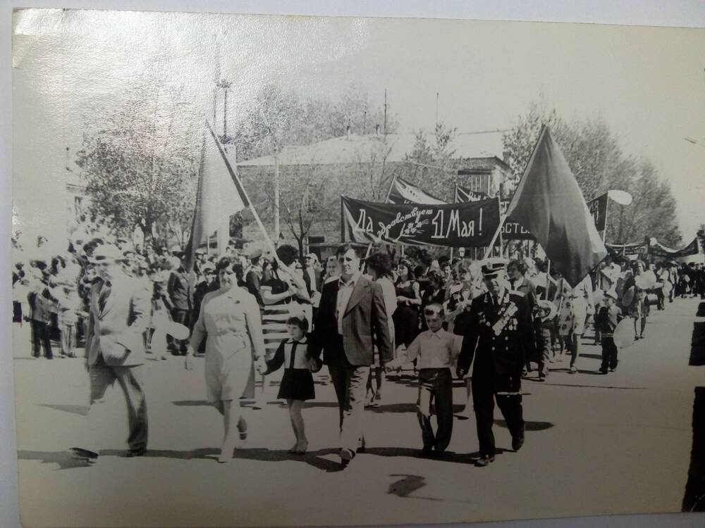 Фото групповое с Кирпичевым В.Н.. Г. Жирновск.1980 год