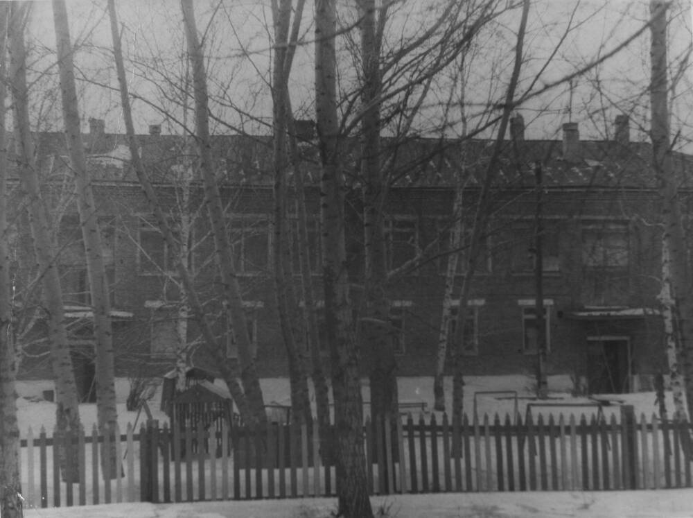 Фото здания детского сада Ромашка в селе Смоленском