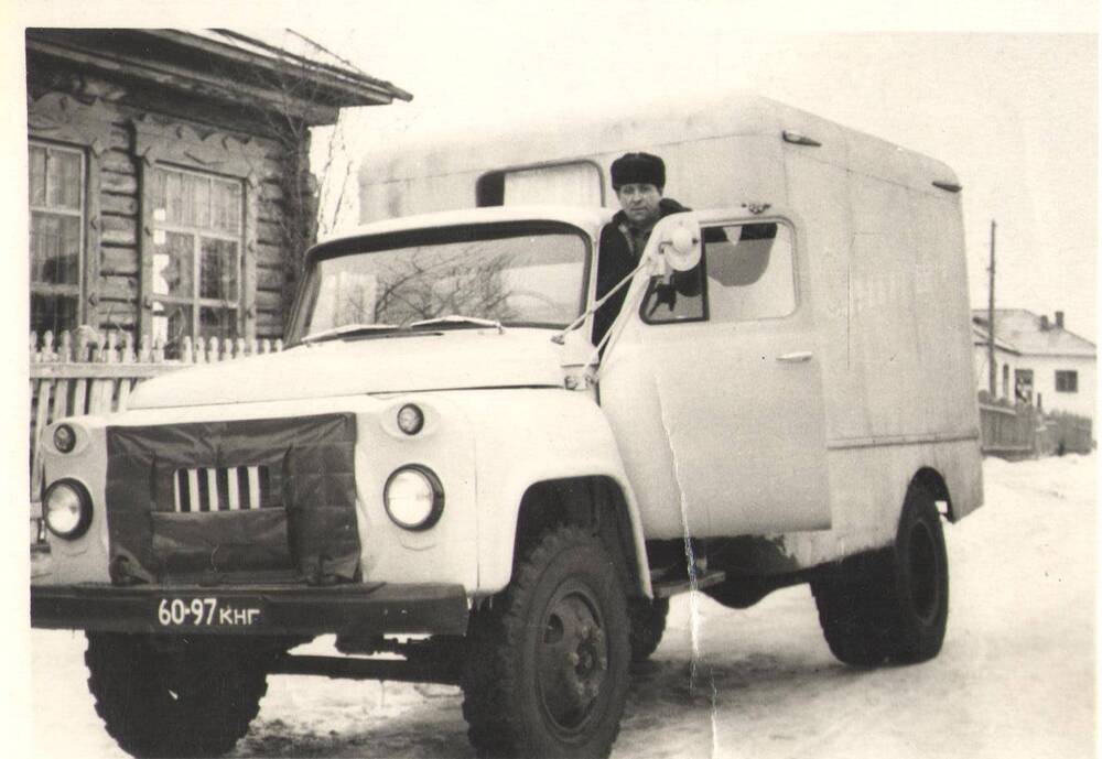 Фотография Шофер Мишкинского КБО  Пантелеев Иван Михайлович