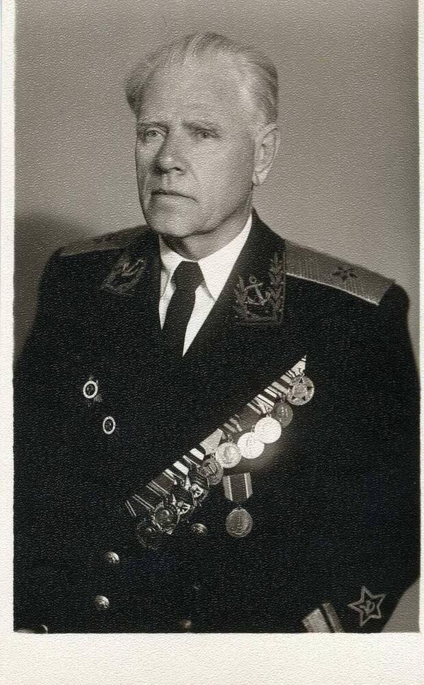 Фотография.Быков Петр Александрович(1902-1980) контр-адмирал в отставке.1969г.