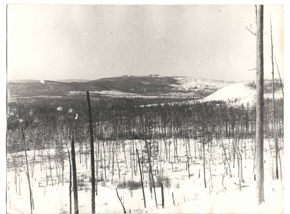 Фотография. Район реки Мельгин (сопки).