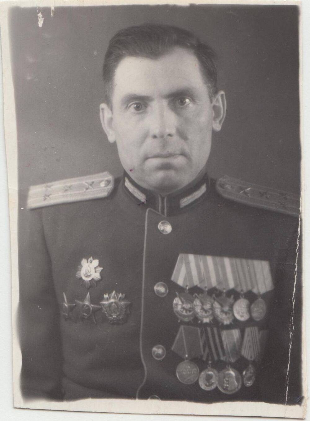 Фотография: Прокопов Иван Григорьевич, бывший командир 222-го 
 гаубичного дивизиона