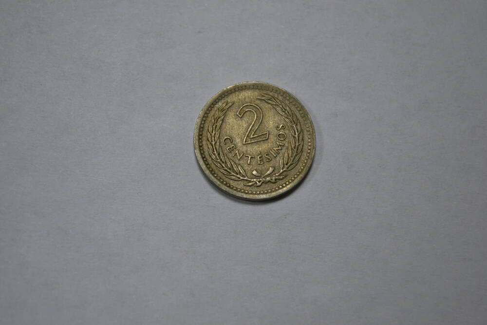 Монета. Восточная Республика. Уругвай. 2 сентесимо 1953 г.