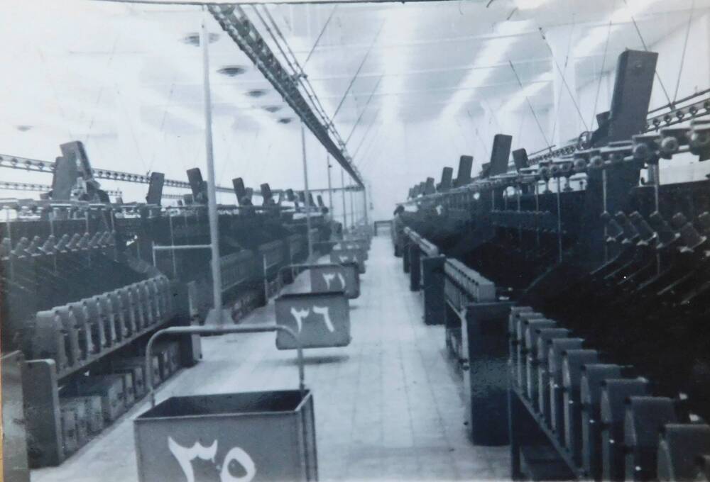 Фотография. Советское оборудование на хлопчатобумажном комбинате в Ираке.