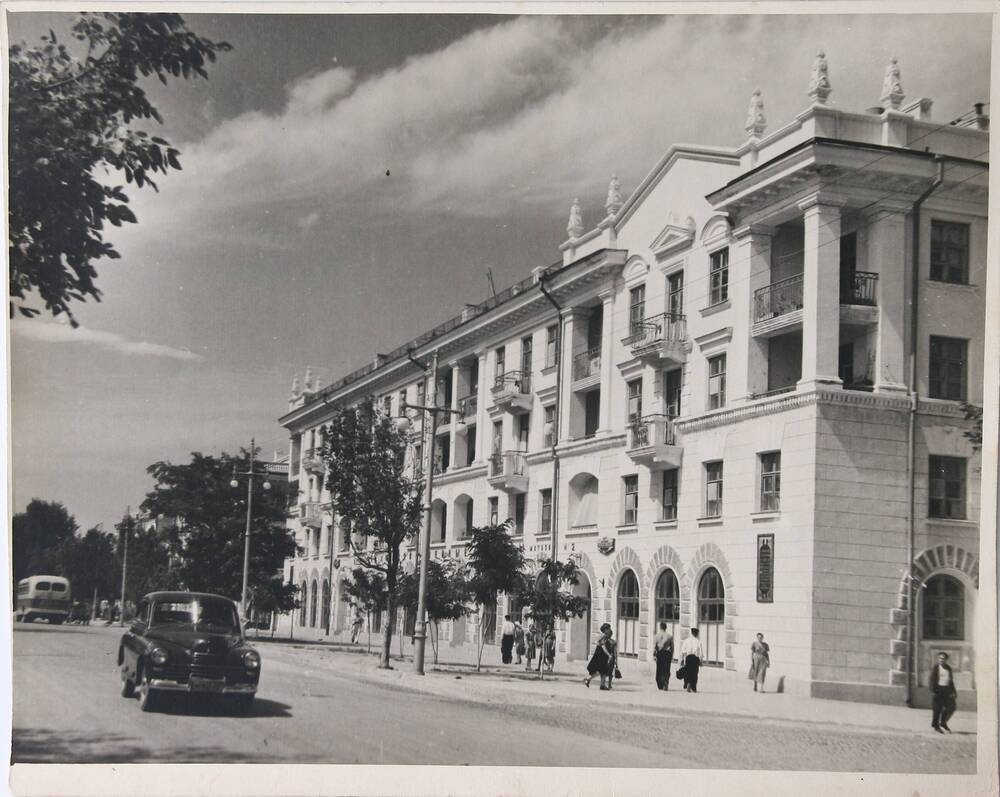 Советов 26. Советов 26 Новороссийск. Чей дом находился в 1950-е гг на Новороссийской улице.