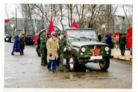 Фотография цветная. День Победы май 2005 год