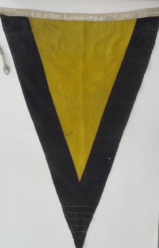 Флаг расцвечивания военно-морской, буква «ЗАМ»