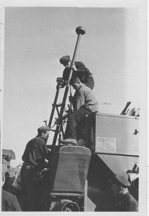 Фотография  Комбайны Сталинец - 6 (выгрузка, сборка, осмотр) 1954г..