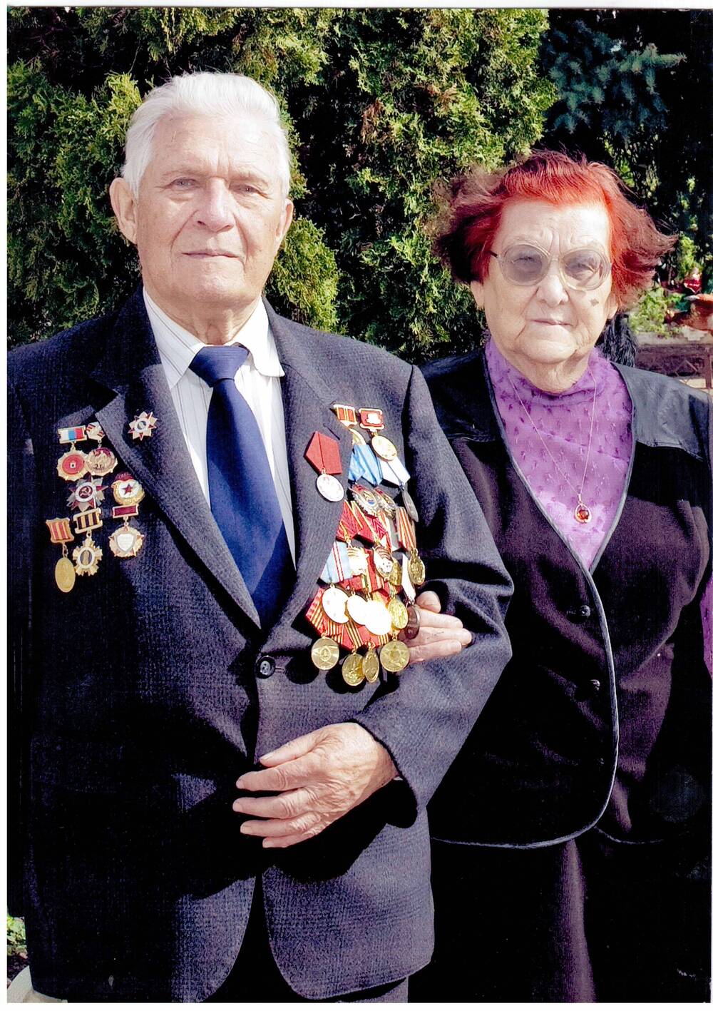 Фотопортрет поясной Перегудов Владимир Степанович с супругой Лидией Михайловной.