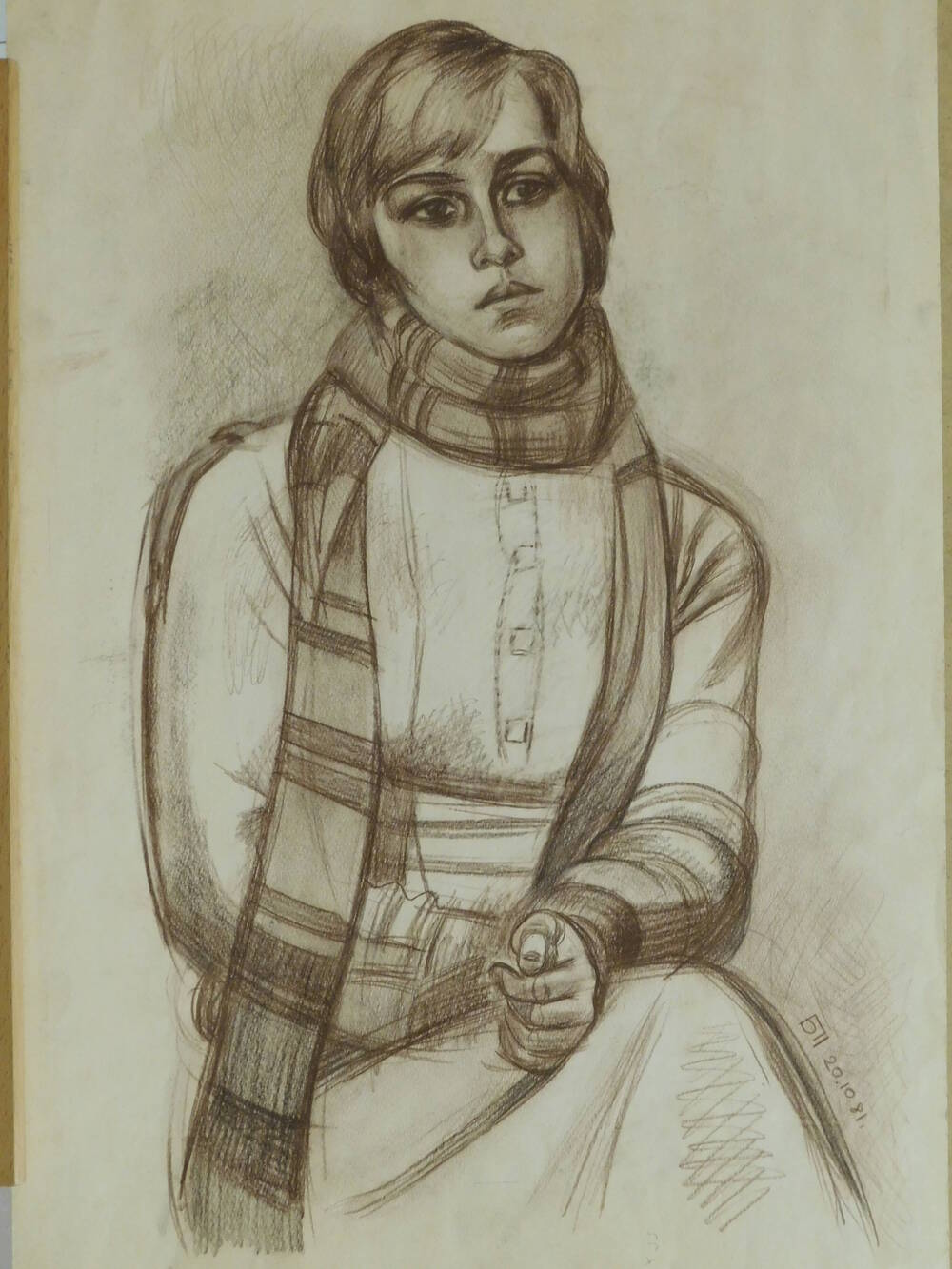 Худ. Павлов Б.С. Без названия (портрет поколенный девушки, сидит, в полосатом шарфе)