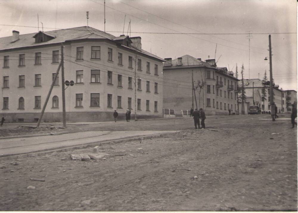 Фотография ч/б. Оригинал. 
«Перекрёсток. Начало улицы Ленина и улицы 
Парковой».