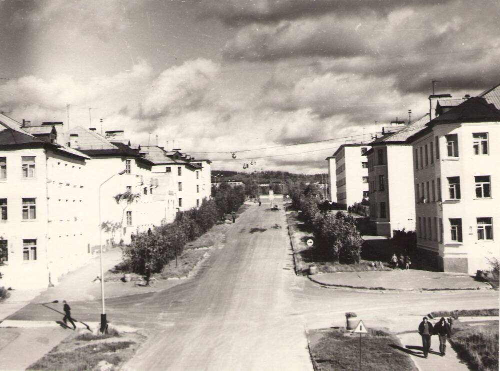 Фотография ч/б. Оригинал. 
«Начало улицы Ленина».