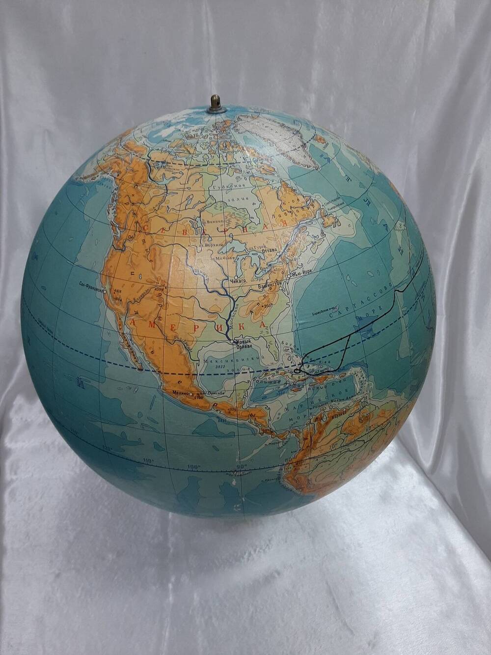 Глобус географический