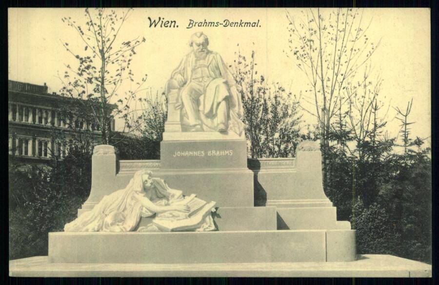 Wien. Brahms-Denkmal. (Вена. Памятник Брамсу).