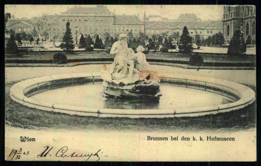 Wien // Brunnen bei den k. k. Hofmuseen. (Вена. Фонтан у королевского придворного музея).