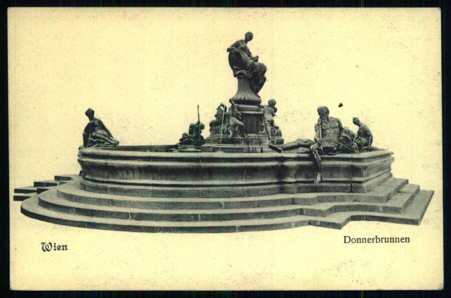 Wien // Donnerbrunnen. (Вена. Фонтан Доннер).