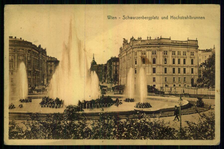 Wien - Schwarzenbergplatz und Hochstrahlbrunnen. (Вена. Площадь Шварценберг и фонтан Хохштраль).