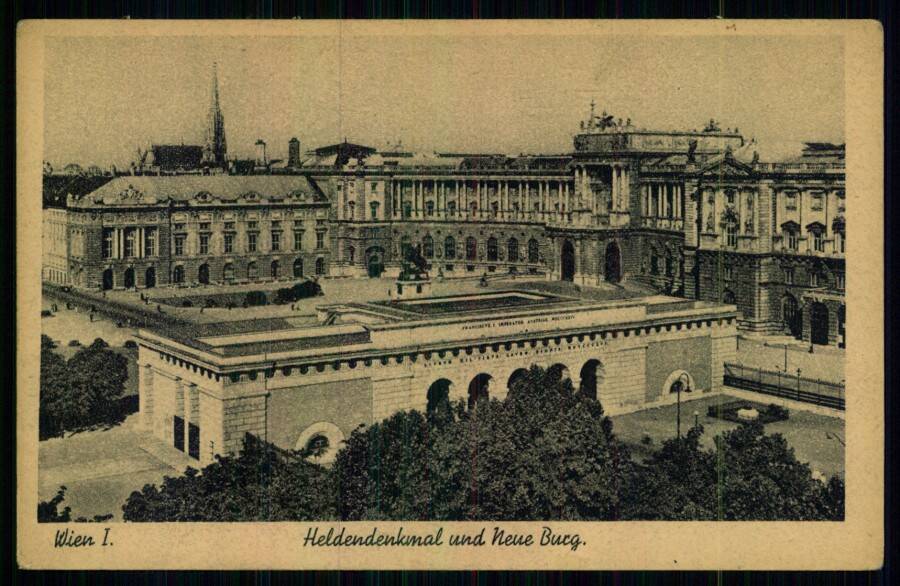 Wien I. Heldendenkmal und Neuer Burg. (Вена. Памятник Героям и Новый замок).