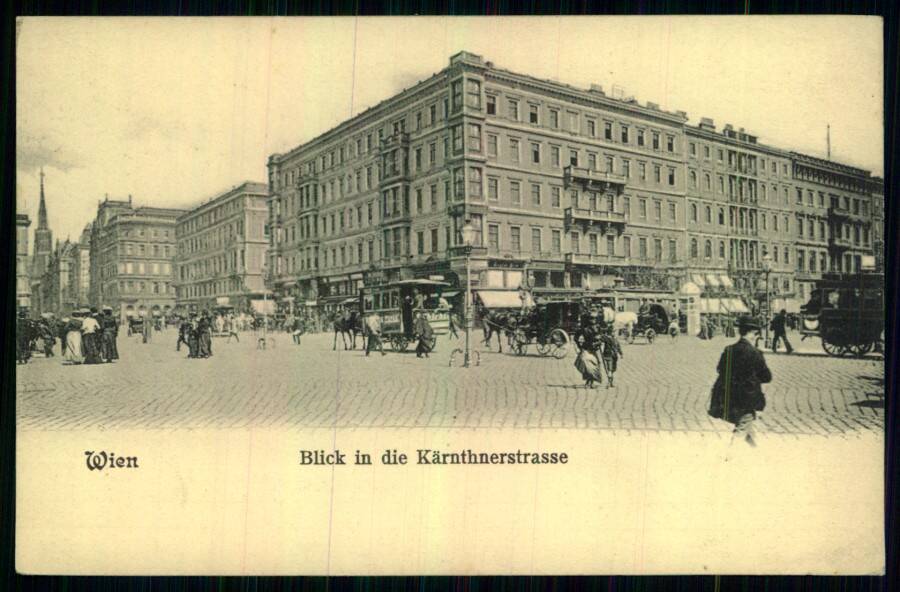 Wien // Blick in die Karntnerstrasse. (Вена. Вид на Кернтнерштрассе).