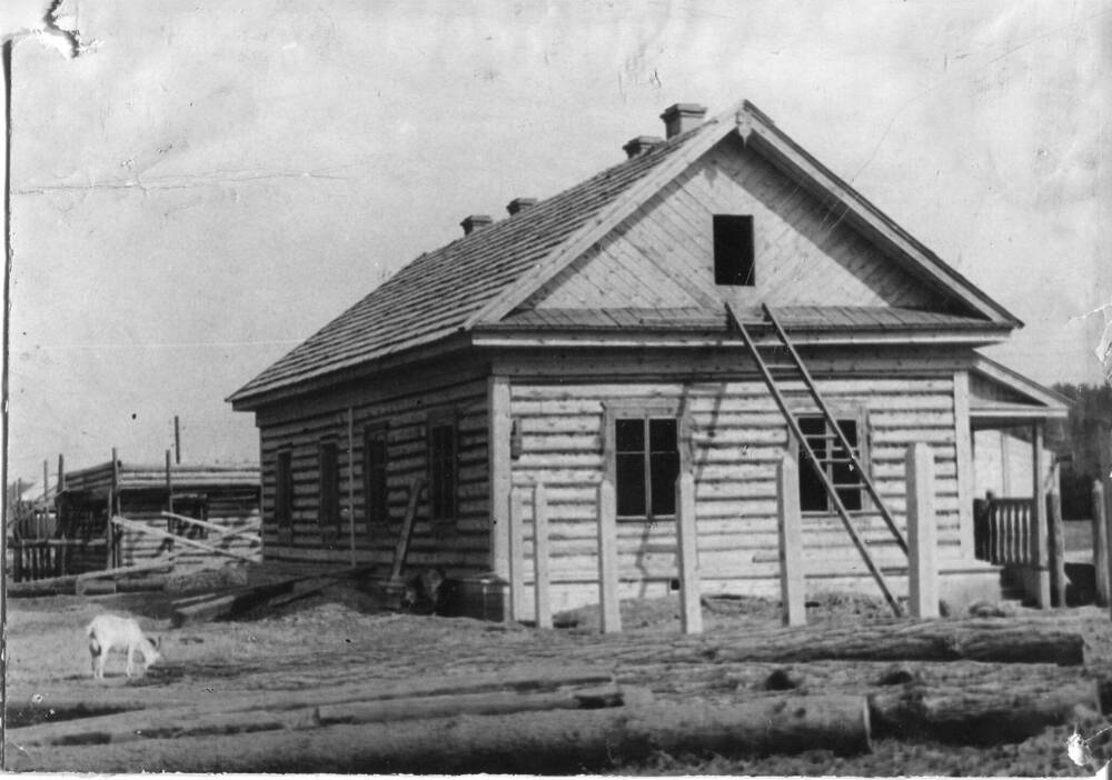 Фотография черно-белая. Начало строительства жилого поселка угольного разреза. г.Тулун, Иркутская область.