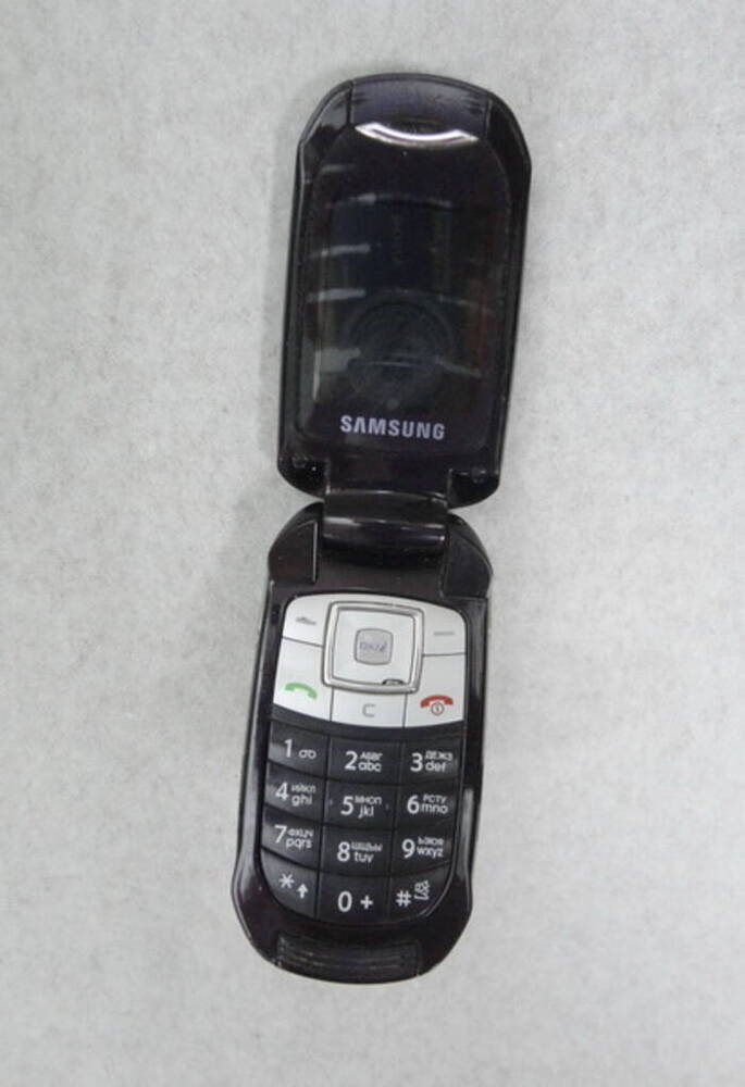 Телефон сотовый «SAMSUNG SGH-E570»