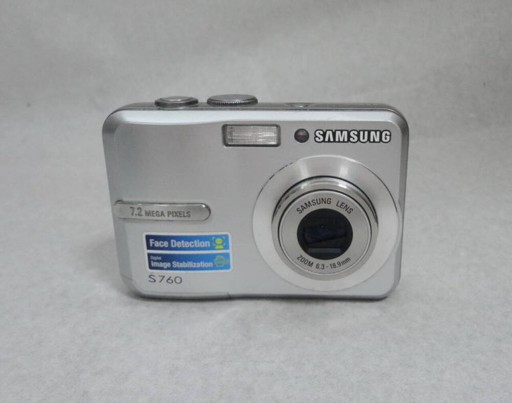Фотоаппарат «SAMSUNG S760»