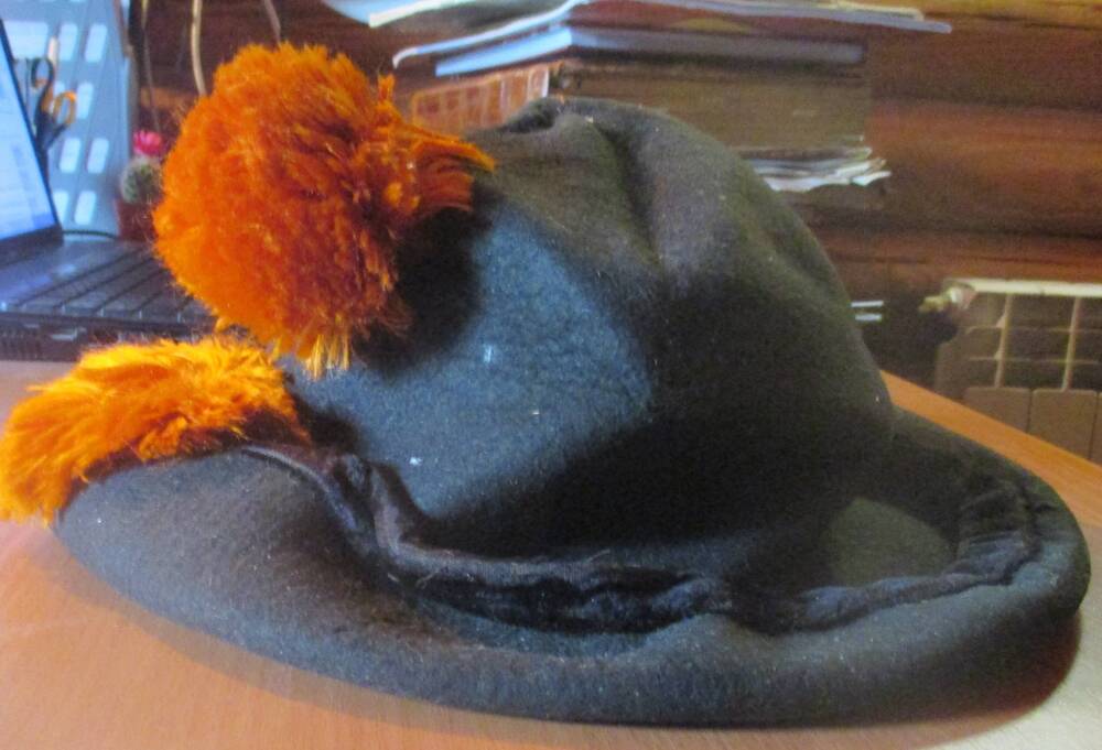 Шляпа от театрального костюма Г.С. Пирогова.
